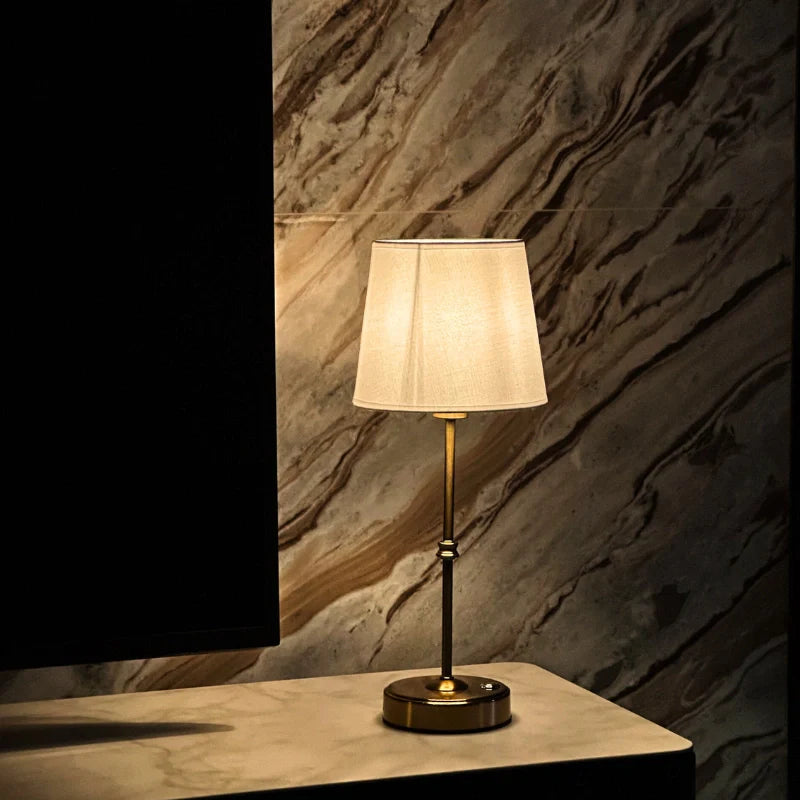 GoldenEase - Bordslampa