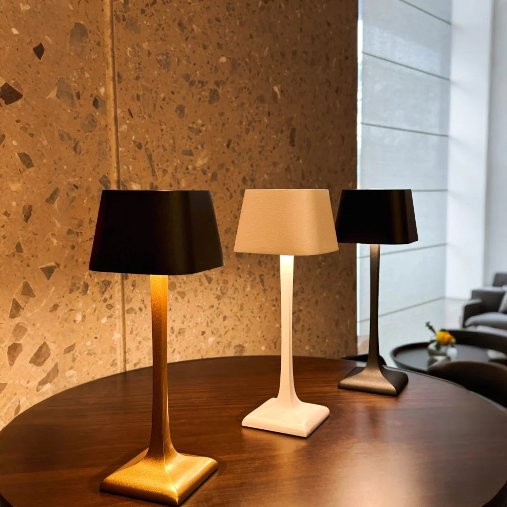 Eleganza - Bordslampa