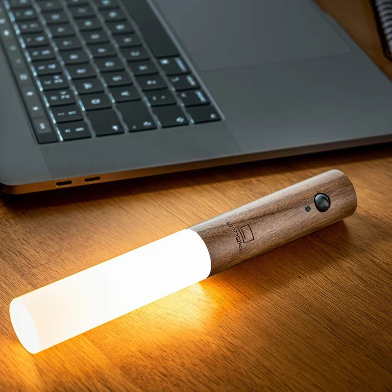 Fackla - Sladdlös Lampa med Rörelsesensor