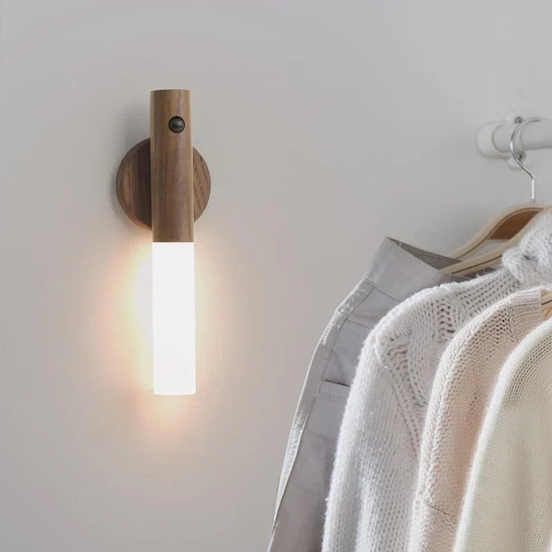 Fackla - Sladdlös Lampa med Rörelsesensor