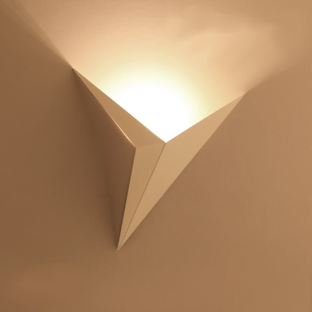 Trigon - Geometrisk Vägglampa