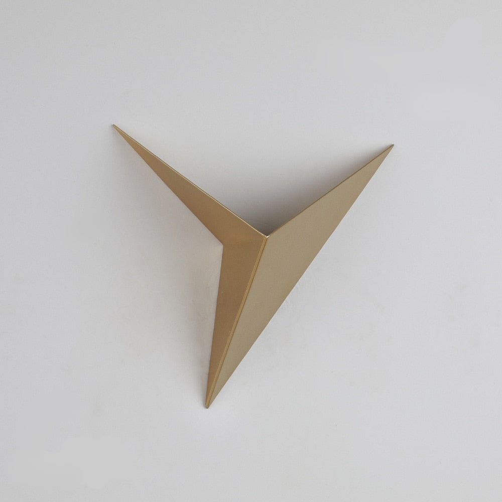 Trigon - Geometrisk Vägglampa