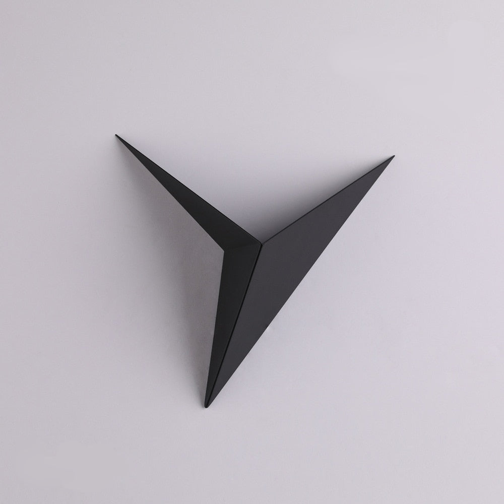 Trigon - Geometrisk Vägglampa